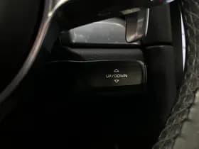 Porsche Exterior Colour thumbnail 24