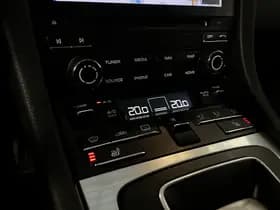 Porsche Exterior Colour thumbnail 26