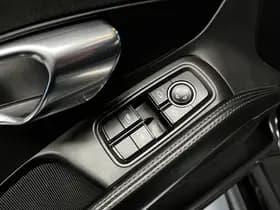 Porsche Exterior Colour thumbnail 10