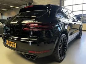 Porsche Exterior Colour thumbnail 12