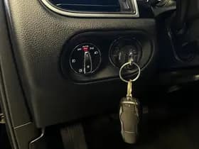 Porsche Exterior Colour thumbnail 32