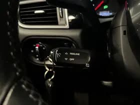 Porsche Exterior Colour thumbnail 37