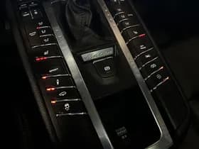 Porsche Exterior Colour thumbnail 39