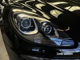 Porsche Exterior Colour thumbnail 6