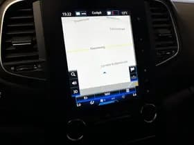 Renault Exterior Colour thumbnail 4