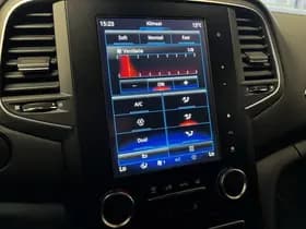 Renault Exterior Colour thumbnail 6