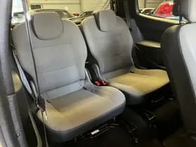 Renault Exterior Colour thumbnail 15