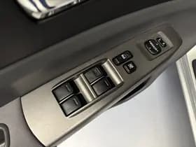 Toyota Exterior Colour thumbnail 17