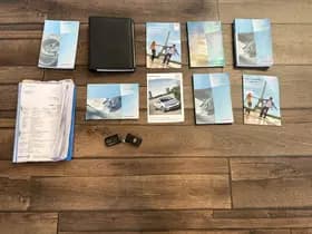 Toyota Exterior Colour thumbnail 6