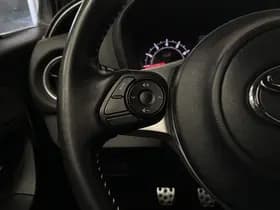 Toyota Exterior Colour thumbnail 13