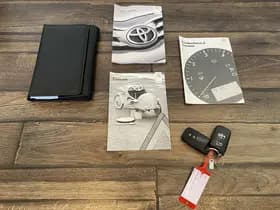 Toyota Exterior Colour thumbnail 3