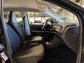 Volkswagen Exterior Colour thumbnail 9