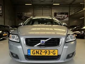 Volvo Exterior Colour thumbnail 12