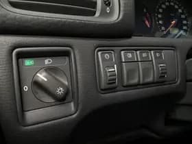 Volvo Exterior Colour thumbnail 11