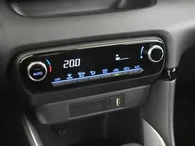 Toyota Yaris thumbnail 19