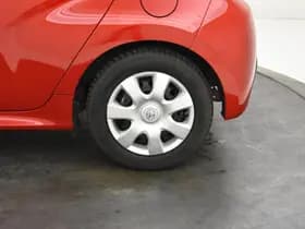 Toyota Yaris thumbnail 28