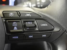 Toyota Yaris Cross thumbnail 24