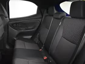 Toyota Yaris thumbnail 11