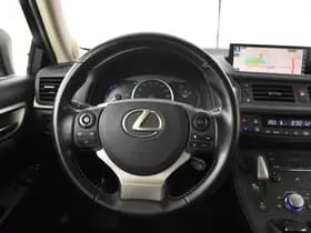 Lexus CT thumbnail 9