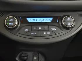 Toyota Yaris thumbnail 19