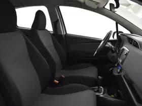Toyota Yaris thumbnail 3