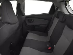 Toyota Yaris thumbnail 10