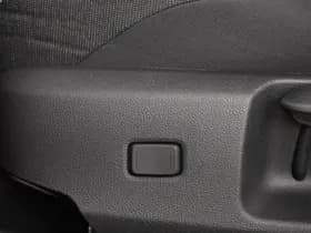 Toyota Corolla thumbnail 24