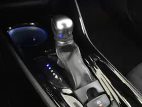 Toyota C-HR thumbnail 25