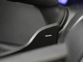 Toyota Corolla thumbnail 16