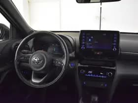 Toyota Yaris Cross thumbnail 3