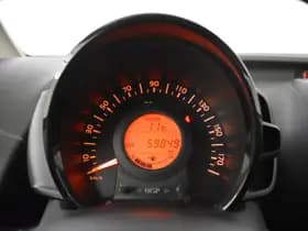 Toyota Aygo thumbnail 10