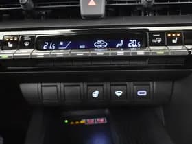 Toyota C-HR thumbnail 13