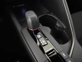 Toyota C-HR thumbnail 28