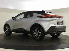 Toyota C-HR thumbnail 6