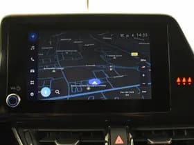 Toyota C-HR thumbnail 11