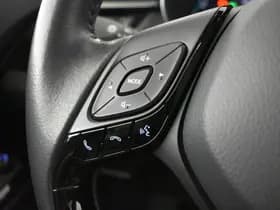 Toyota C-HR thumbnail 22