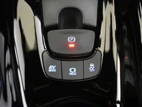 Toyota C-HR thumbnail 27