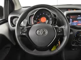 Toyota Aygo thumbnail 9