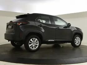 Toyota Yaris Cross thumbnail 2