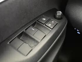 Toyota Yaris Cross thumbnail 23