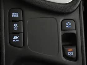 Toyota Yaris thumbnail 25