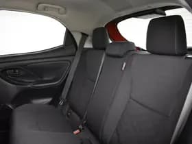 Toyota Yaris thumbnail 18