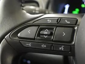 Toyota Yaris thumbnail 24