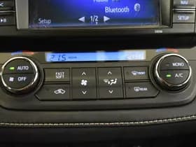 Toyota RAV4 thumbnail 12