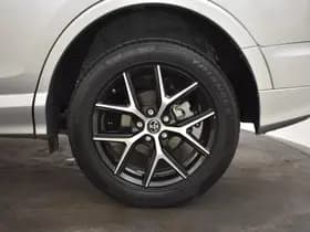 Toyota RAV4 thumbnail 18