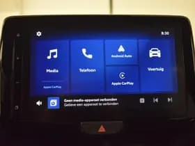 Toyota Yaris thumbnail 17