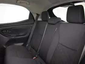 Toyota Yaris thumbnail 10