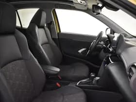 Toyota Yaris Cross thumbnail 4
