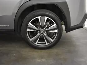 Lexus UX thumbnail 27