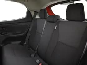 Toyota Yaris thumbnail 12